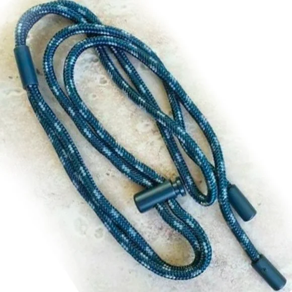 Coach Reef Blue Leather 𝐍𝐖𝐓 Earbud Case with Lanyard strap - Picture 6 of 9